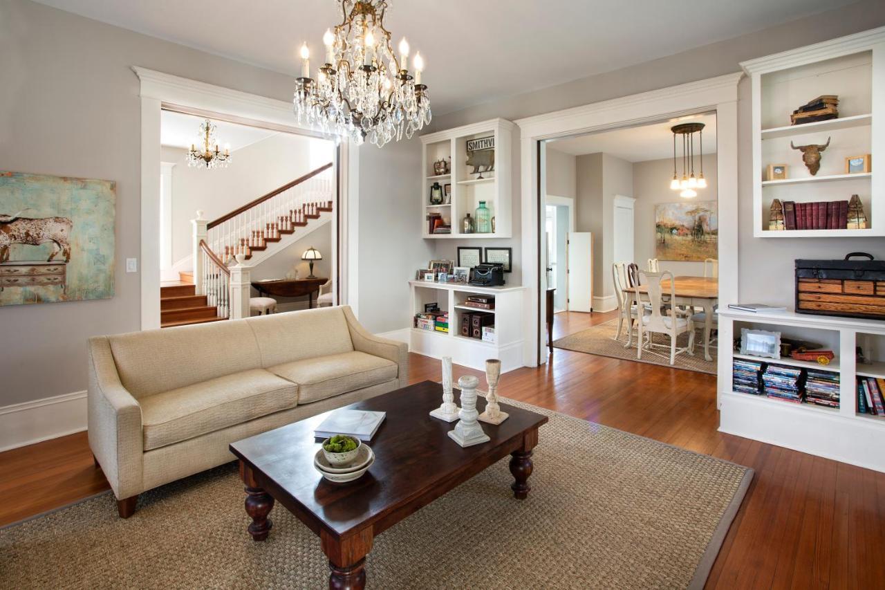 Katy House Bed And Breakfast Smithville エクステリア 写真