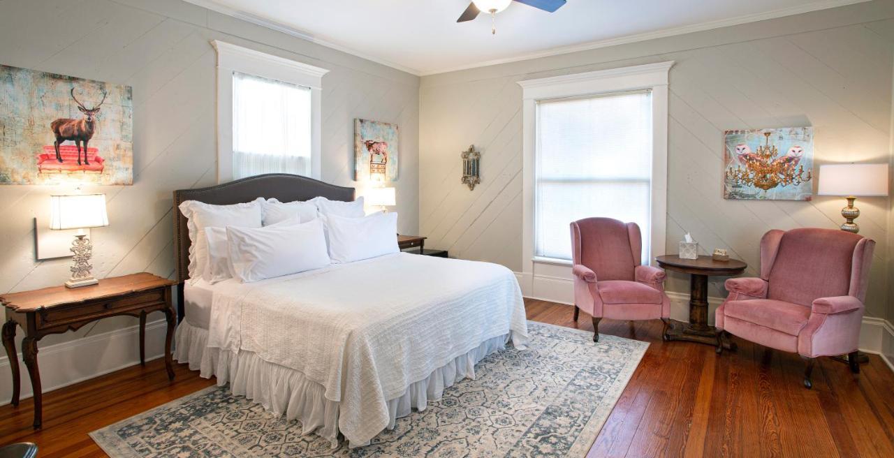 Katy House Bed And Breakfast Smithville エクステリア 写真
